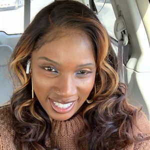 Meet your Posher, Rhonda